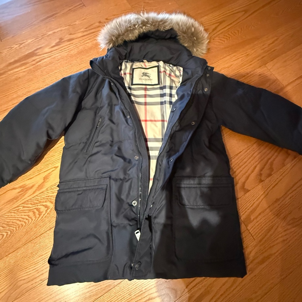 Men’s Burberry puffer with fur hood